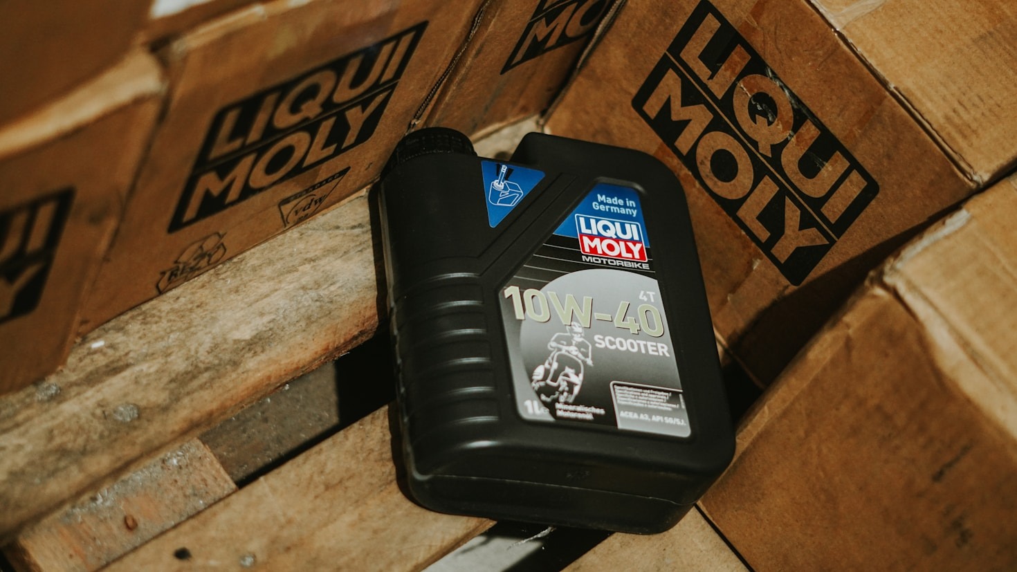 Exploring the Benefits of Specialized Engine Oils